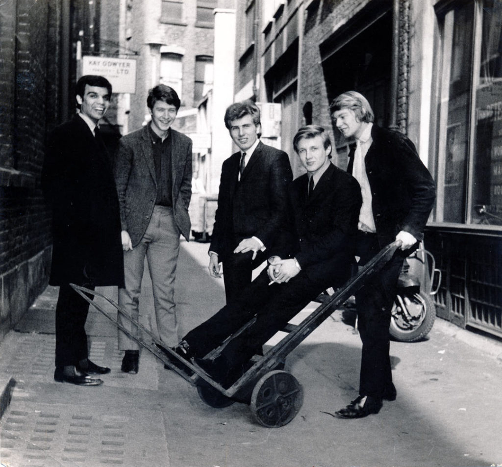 Michael Davis with Howie and the G Men2